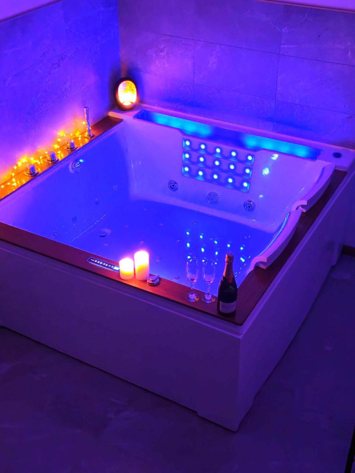 Loft De Luxe Le Chic, Grand Jacuzzi, Vue Port De Plaisance Apartment Saint-Valery-en-Caux Exterior foto
